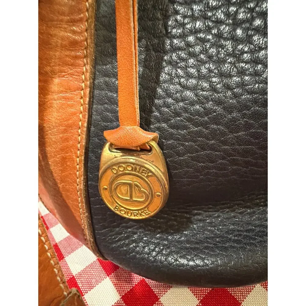 vintage Dooney & Bourke black pebbled leather